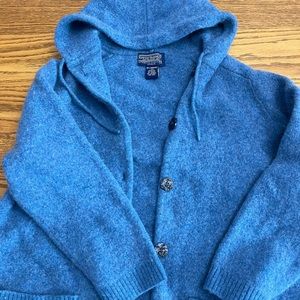 Lambs wool button sweater